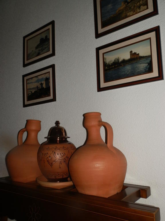 Hostal San Poul Consuegra Bagian luar foto