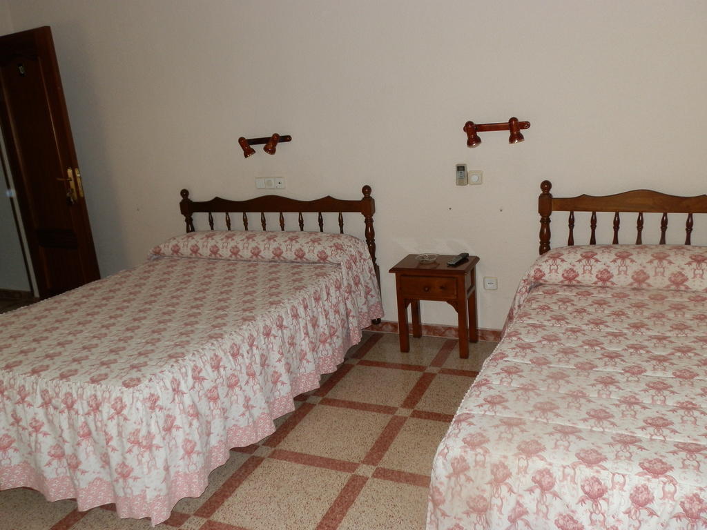 Hostal San Poul Consuegra Ruang foto